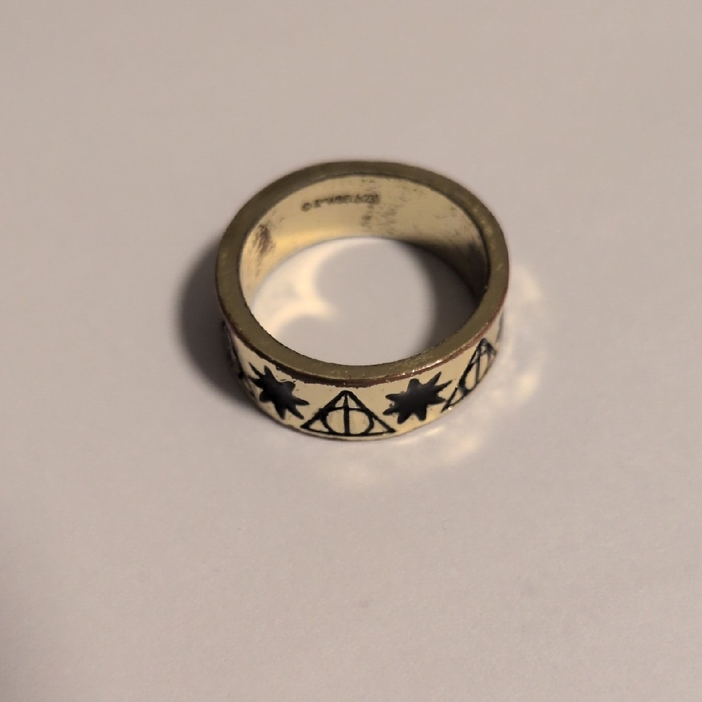 Gold Tone Harry Potter Deathly Hallows‎ Ring — Black Star Design — Official WB